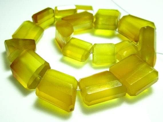 Calcédoine jaune sans imperfections pour remplacer les fausses pierres - 5