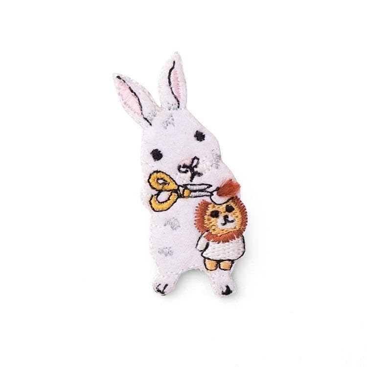Amazon.co.jp: 人気商品刺繍ブローチ うさぎ ライオン ワンポイント 