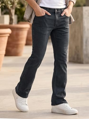 Image of Urbano Fashion Men's Stretch Fit Mid Rise Washed Bootcut Jeans Stretchable