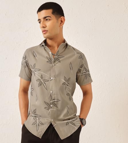 Image of Majestic Man Men's Slim Fit Pure Cotton Printed Casual Shirt - Short Sleeve | Premium Breathable Fabric | Modern Geometric Design