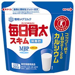 雪印メグミルク 毎日骨太スキム【特定保健用食品 特保】 200g×12袋入 雪印メグミルク 毎日骨太スキム【特定保健用食品 特保】 200g×12袋入