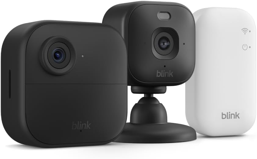 Outdoor 4 y Blink Mini 2K+: cámara de seguridad inteligente inalámbrica con batería de dos años y cámara 2K para interiores y mascotas. Núcleo del módulo de sincronización incluido
