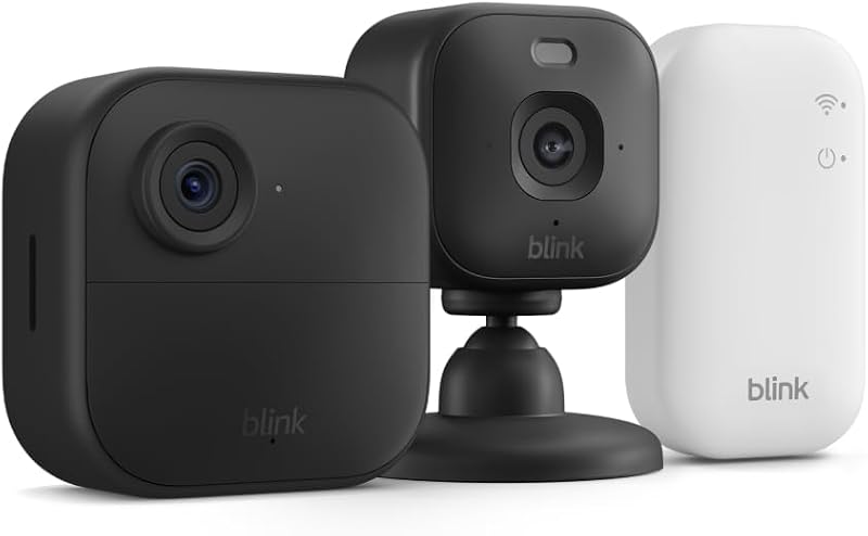 Outdoor 4 y Blink Mini 2K+: cámara de seguridad inteligente inalámbrica con batería de dos años y cámara 2K para interiores y mascotas. Núcleo del módulo de sincronización incluido