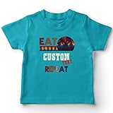 QUI I PRODOTTI HANNO UNA VERA E PROPRIA STORIA DA RACCONTARE - Fai di ogni giorno una divertente giornata di T-shirt! Abbiamo diverse idee di camicie per le vacanze, disegni originali per gli amanti degli animali, simpatiche T-shirt di ispirazione. Preparati per la scuola con le nostre camicie per bambini. Sorprendi il tuo bambino con un regalo speciale. Scopri le magliette più cool o ordina una maglietta con lo slogan per bambini. Le t-shirt fresche per i tuoi bellissimi bambini sono qui!