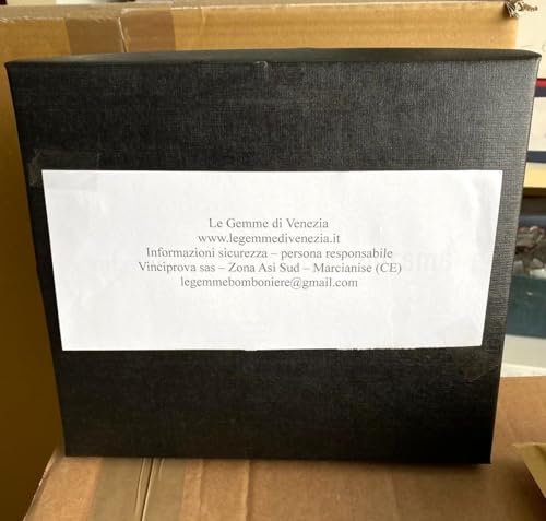 Cajas para peladillas hexagonales negro y dorado de graduación con tarjetas 3