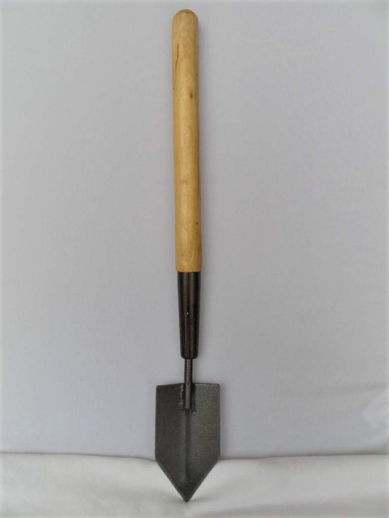Wide Blade Trapper's Trowel - 22"
