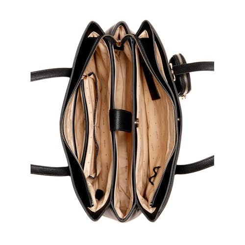 GUESS Power Play Tech Tote3