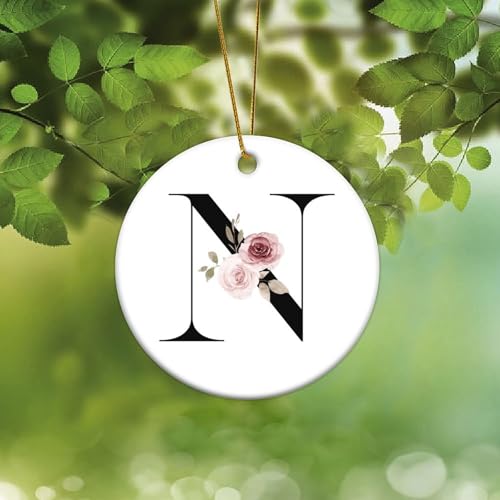 Adorno redondo de cerámica con monograma del alfabeto floral de rosa para colgar en el árbol de Navidad, divertido adorno con inicial conmemorativa de Navidad, recuerdo coleccionable de Año Nuevo