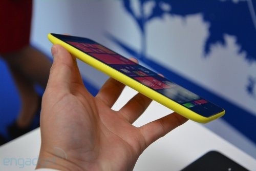 New Nokia Lumia 1320 GSM Unlocked LTE Windows 8 Cell Phone - Black (No Warranty)