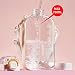 Swygoo 750ml Flache Trinkflaschen, Outdoor Sport Wasserflasche mit Ein-Klick-Öffnen Auslaufsicherer Kappe, Reiseflasche mit Zeitmarkierung und Trageriemen für Sport, Reisen und Fitness (Rosa)