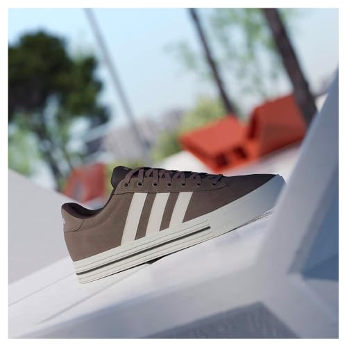 adidas Unisex-Adult Daily 4.0, Earth Strata/Off White/Aurora Coffee, 6/7 by adidas - Used condition - CA$47.79