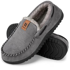 HomeTop Men’s Moccasin Slippers Soft Faux Suede Plush Warm Lining Memory Foam Indoor House Shoes with Anti-Skid Sole