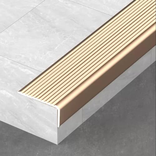 Protección para esquinas con tira de metal antideslizante a 90° 3