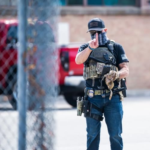 Judge Blocks Trump’s National Guard Push Into Chicago -- For Now Podcast Por arte de portada