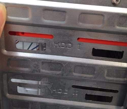 Adaptador Suporte Ssd Hd 2.5 Para Baia 3.5 Plástico Vermelho