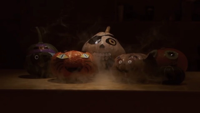 KIDPAR 82Pcs Halloween Pumpkin Stickers, 33 Funny and Classic Pumpkin Expressions Stickers for Pumpkins Squashes, Make Your Own Jack-O-Lantern Face Decals for Halloween Party Decorations