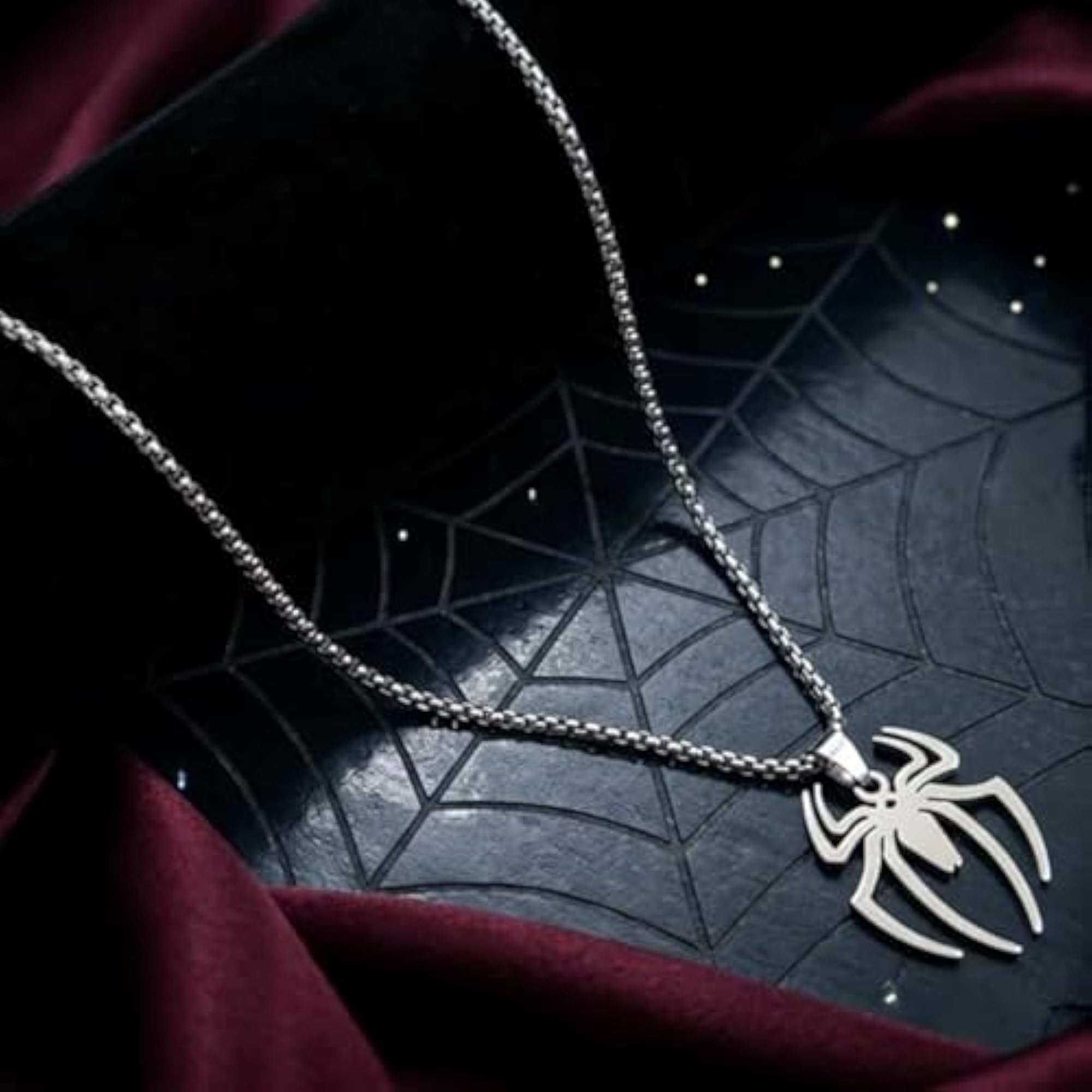 Men's Anti-Tarnish Spider Pendant Necklace, Stylish Gift