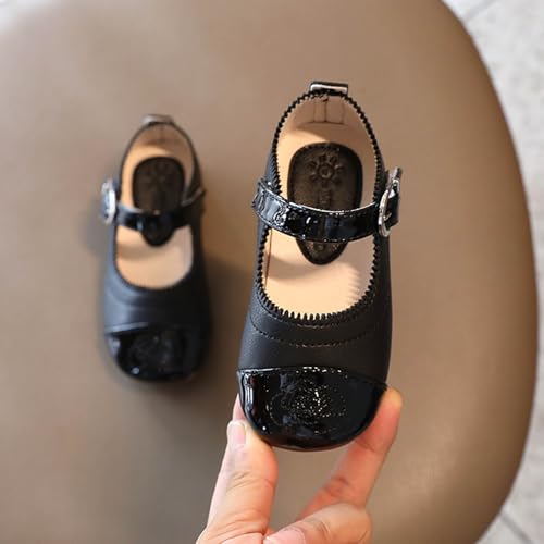 2025 Girls Sandals Summer For Children Wearing Beach Shoes Pearl Soft Sole4