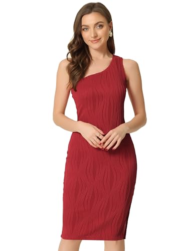 Robe moulante asymétrique idéale pour vos soirées d'été