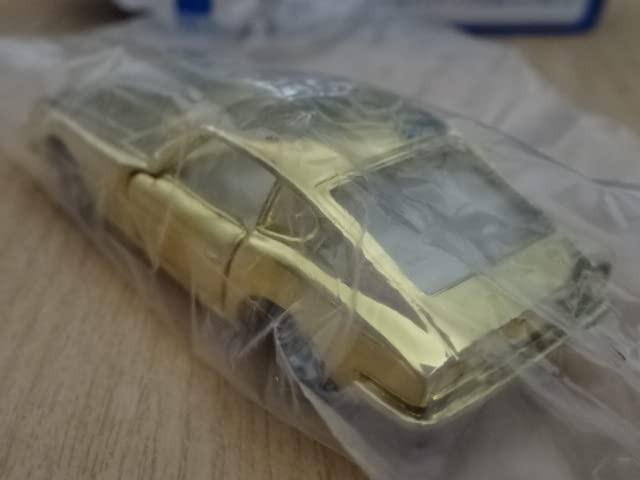 【トミカ】NISSAN フェアレディZ 金色【廃番ビンテージミニカー】 トミカ】NISSAN フェアレディZ 金色【廃番ビンテージミニカー】