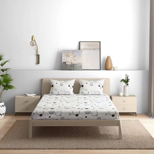 Image of Wakefit Cotton Fitted Bedsheet | 200 TC Elastic Solid Fitted Sheet, Double Bed Bedsheet with 2 Pillow Covers | Bubbles - 72X48 Inches,White