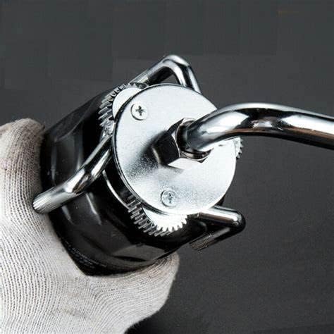Miniatura 7 de YAKAMOZ Llave de filtro de aceite ajustable de 3 mandíbulas, herramienta universal de extracción de llave de filtro de aceite con adaptador de