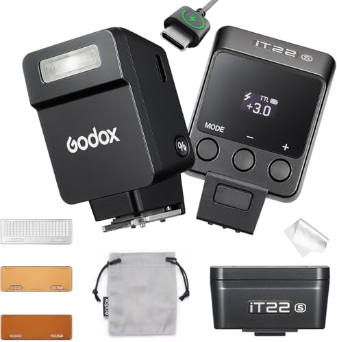 Batteria ricaricabile integrata con riciclo rapido: Dotato di una batteria al litio ricaricabile integrata tramite USB-C, l'iT22 offre fino a 700 lampi a piena potenza e un tempo di riciclo di 1,5s, con una ricarica completa in circa un'ora. Un'interfaccia utente semplice e un display chiaro rendono la configurazione e le regolazioni veloci e intuitive. È possibile monitorare facilmente lo stato della batteria e le impostazioni del flash direttamente sullo schermo.