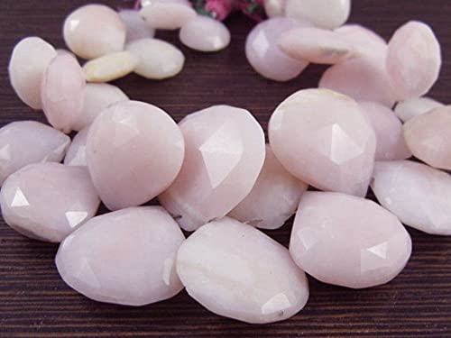 Briolettes coeur en opale rose du Pérou pour la création de bijoux artisanaux haut de gamme