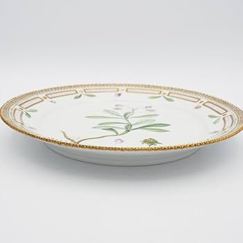 Royal Copenhagen Flora Danica Plate 8.9 inches (22.5 cm) ROYAL