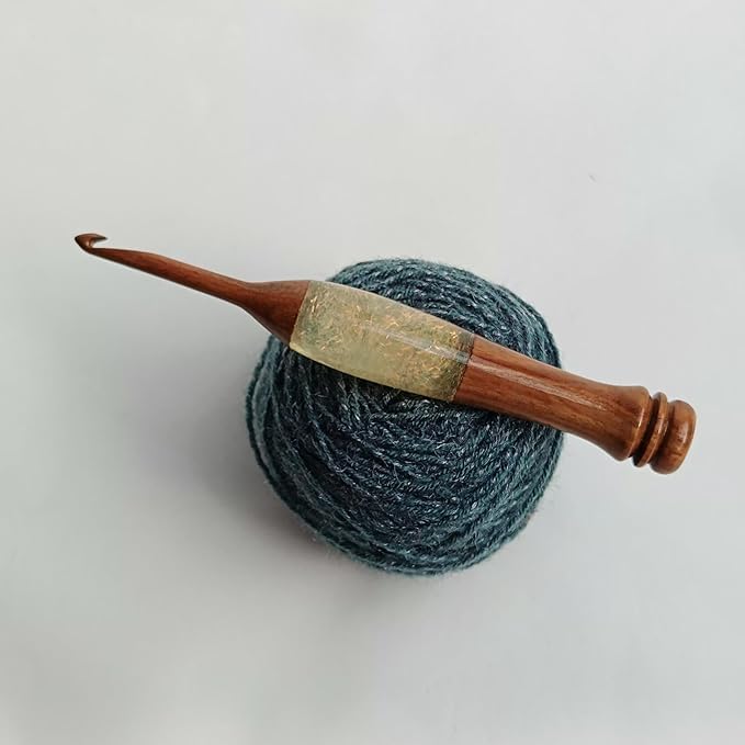 Meilleur cadeau pour mem ou femme passionnée de tricot avec ce lot de crochets