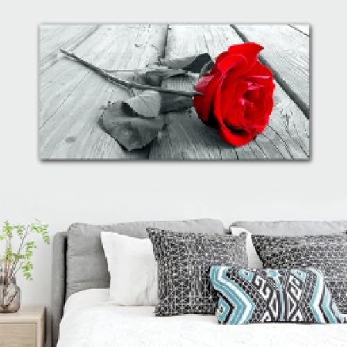 Décoration esthétique de maison avec toile de roses rouges et fleurs
