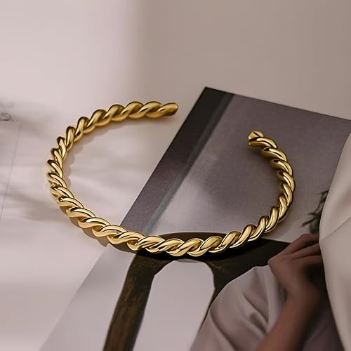 Love Bangle Bracelet For Women-18K Gold Plated twisted chunky solid Cubic Zirconia Stackable Bracelet Wristband Bangle Bracelet Set，Gifts for Women's Day and Mother's Day2