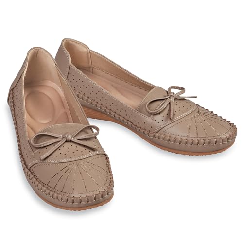 Collections Etc Stylish Stretch Panel Decorated Shoes with Built-in Arch Support2