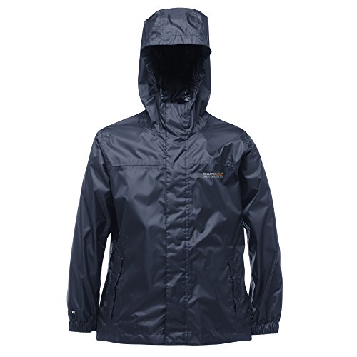 Chaqueta Regatta Pack It transpirable para evitar mojarte al aire libre