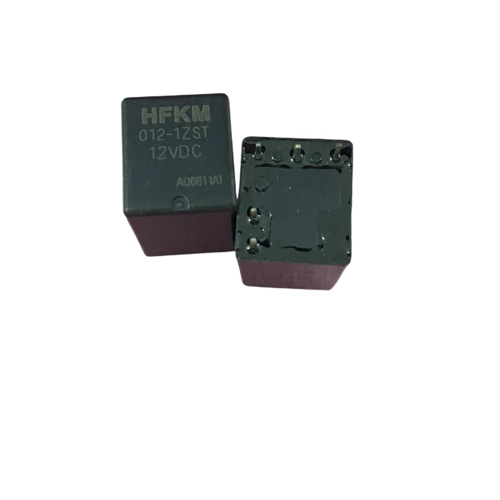 Relay HFKM 012-1ZST commutateur automobile 12V 1PCS original pour circuit de voiture