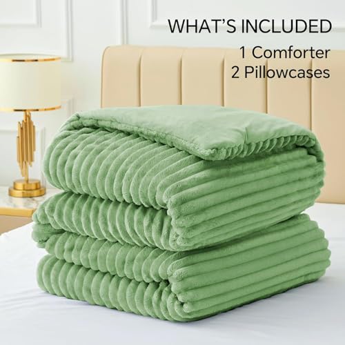 BEDELITE Fleece California King Comforter Set -Super Soft & Warm Fluffy Green Bedding, Luxury Fuzzy Heavy Bed Set for Winter with 2 Pillow Cases