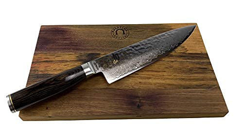 KAI Shun Premier Bundle Tim Mälzer TDM-1706 scharfes japanisches Kochmesser aus Damaststahl, 20 cm Klinge + 30 x18 cm Brett aus alten Weinfässern VK: 268 Cover