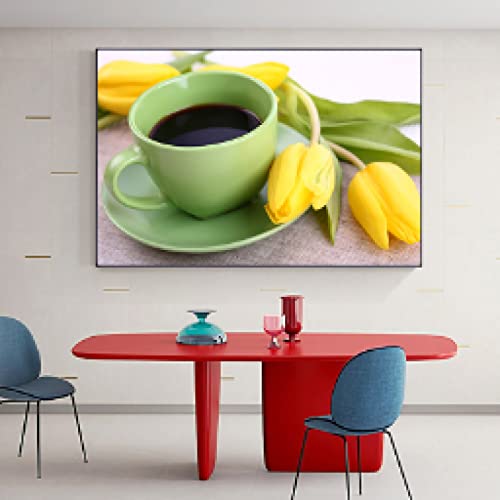 Toile fleur jaune et tasse pour réveiller la déco du salon