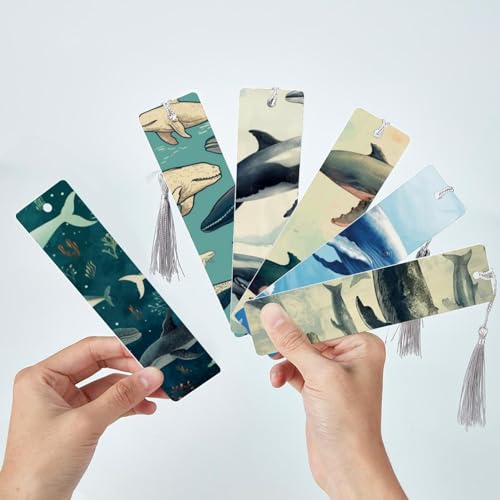 Marque-page baleine et son pompon idéal pour vos moments de lecture cocooning