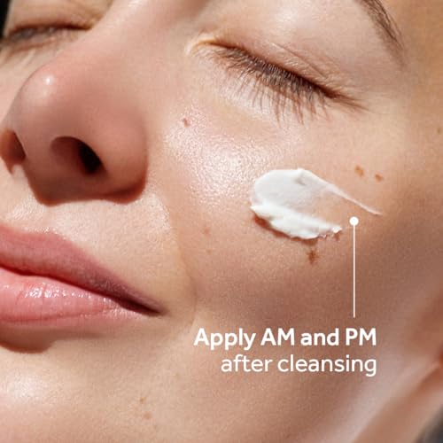 Image of Pond's Clarant B3 Anti-Dark Spot Correcting Cream Normal To Oily Skin 7oz ( Pack of 2)