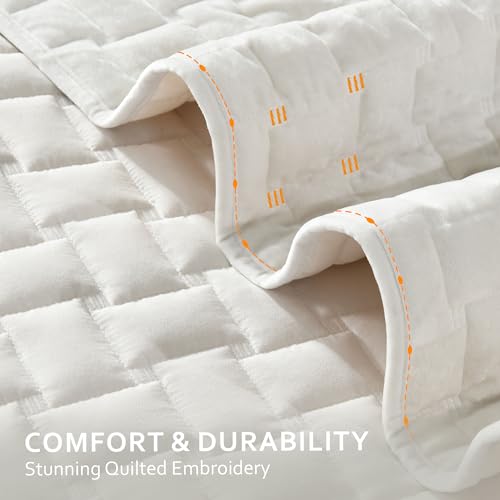 Image of Grassix Velvet Quilt Set Queen Size, Luxury Geometric Design, Cream White | Lightweight Velvet Comforter with 2 Pillow Shams, Soft Bedspread Coverlet, Quilted Bedding Set for All Seasons, 90 inchx96 inch