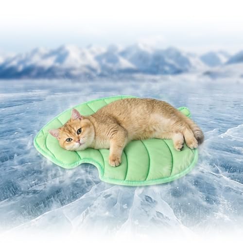 NWK Green Leaf Shaped Pet Cooling Mat -Q-Max>0.345 Ice Silk Cooling