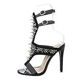 high heels nieten valentino High Heel Sandaletten für Damen sind ein optisch toller Begleiter durch den Sommer. Durch den Absatz sorgen sie für feminine Eleganz, die Variante mit Plateau zaubert endlos lange Beine. Zu den beliebten Farbtönen zählen vor allem Weiß, Silber, Schwarz, Braun und Beige. Die hübschen Schuhe passen wunderbar zum luftigen Sommerkleid, aber auch zu extravaganteren Kleidern bei Festen oder einem gehobenen Dinner.