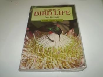 Paperback Secrets of Bird Life: A Guide to Bird Biology Book