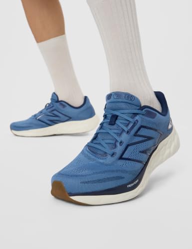 Image of New Balance Men 680 Running Shoes