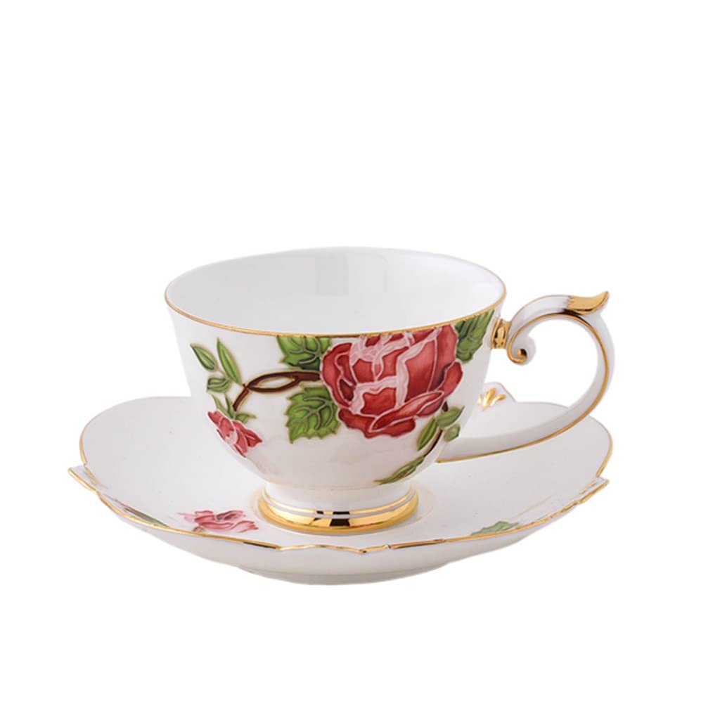 Tasse de café et sa soucoupe fleurie pour le petit déjeuner