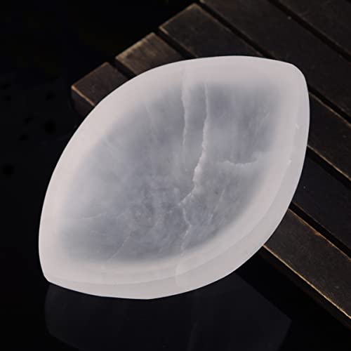 JIC Gem 4 Inch Selenite Bowl Leaf Shape Hand Carved Moroccan Selenite Crystal Bowl for Charging, Healing, Home Decoration