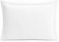 LYOR - Porta Travesseiro Matelassê Saphira 50cm x 70cm Toque 300 Fios Branco Microfibra