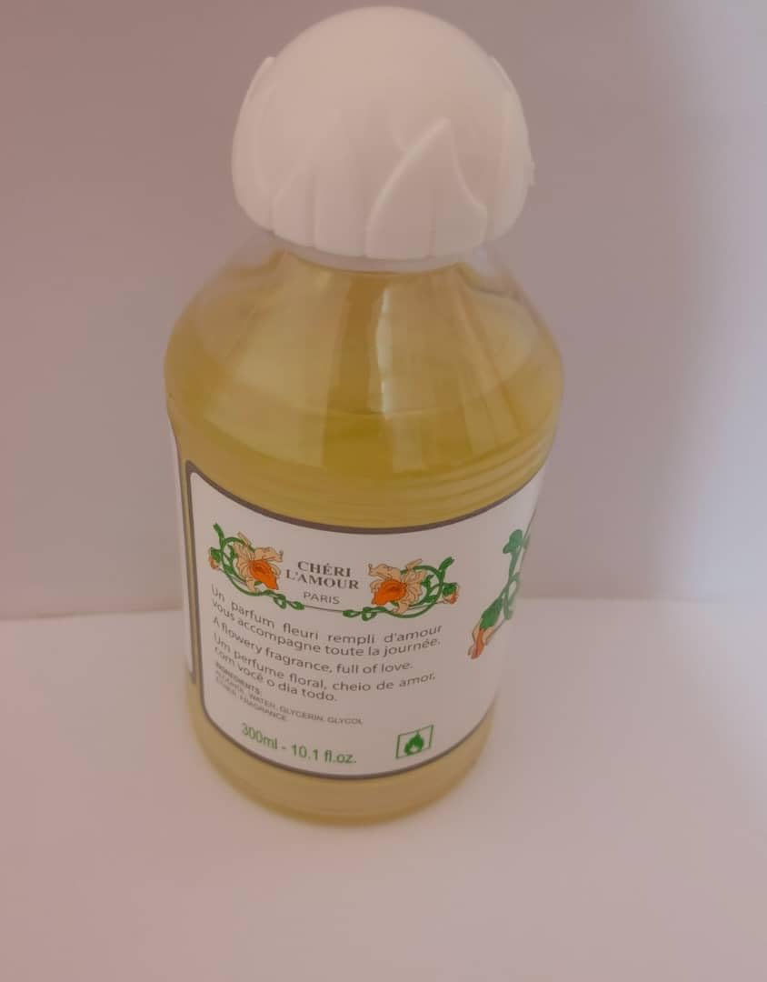 Chéri L'Amour woda kolońska, Paryż, 70% Vol., 300ml