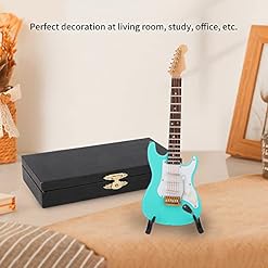 Voluxe Mini réplique de Guitare, décoration de réplique d’instrument de Musique de Guitare Miniature avec Support pour… - Les Beatles, Paul McCartney, John Lennon, RIngo Starr, George Harrison Voluxe Mini réplique de Guitare, décoration de réplique d'instrument de Musique de Guitare Miniature avec Support pour… – Image 7